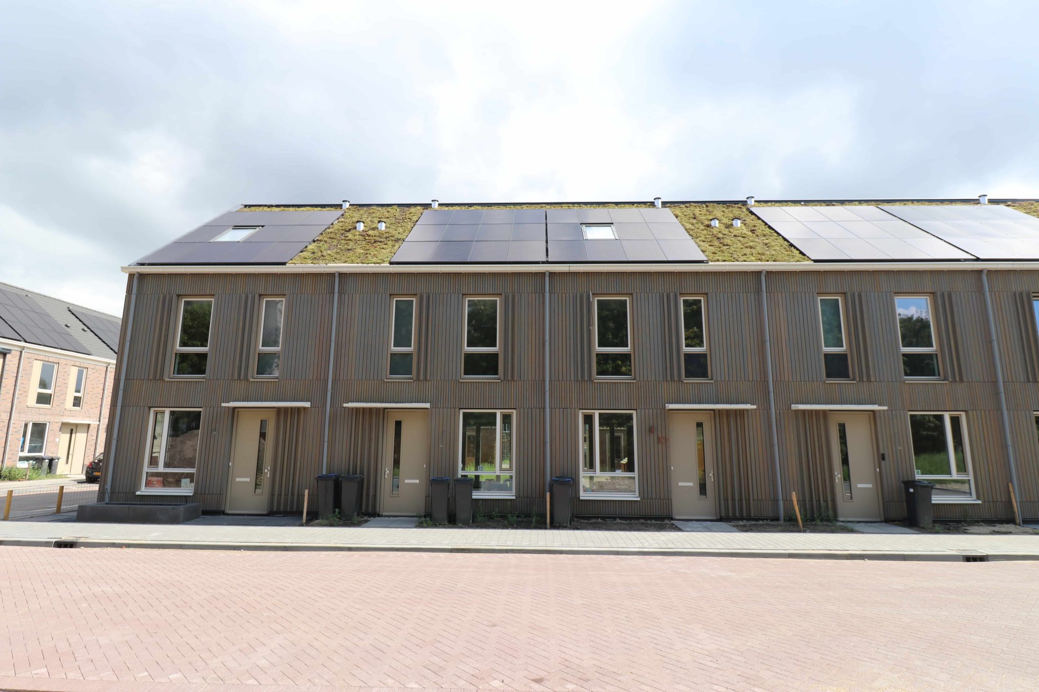 houten woningen nieuwbouwwoningproject De Zangvogel in Vlaardingen